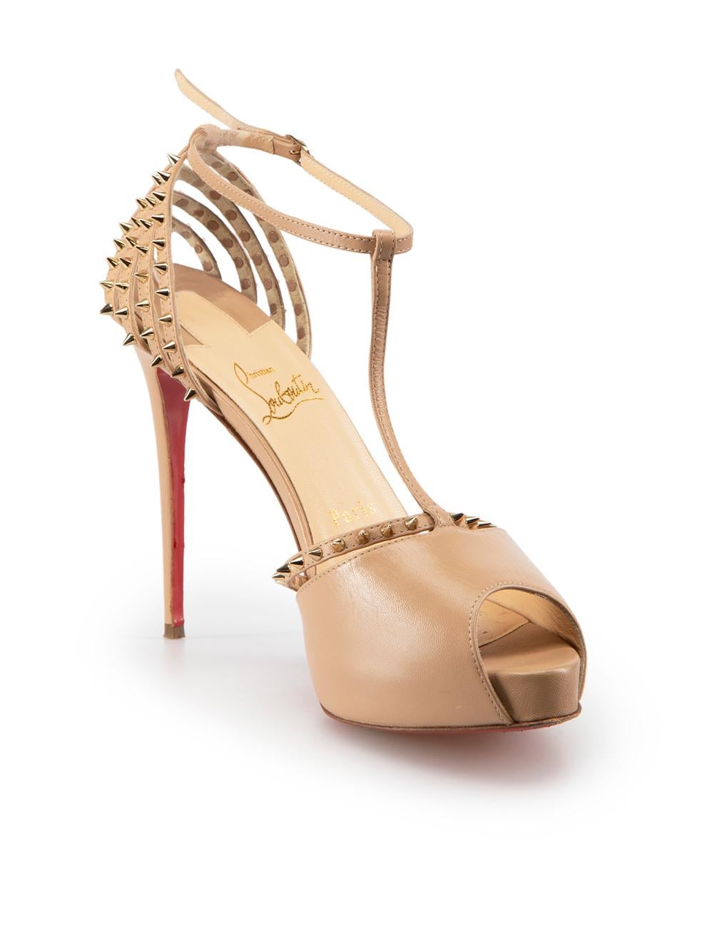 CONDITION is Very good. Minimal wear to heels is evident. Hardly any visible wear to uppers found however the outsoles show noticeable signs of abrasion on this used Christian Louboutin designer resale item.

Details
Beige
Leather
Heeled