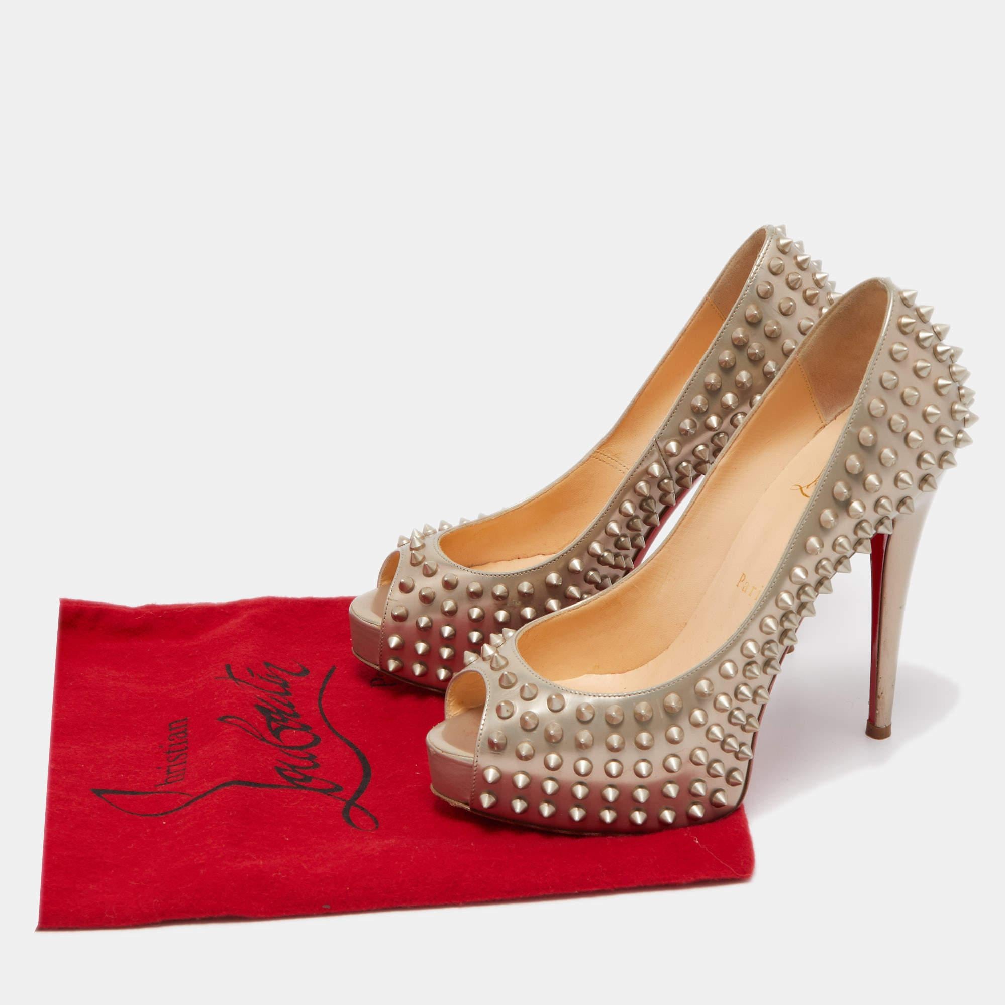 Christian Louboutin Beige Leather Very Prive Spike Pumps Size 37.5 For Sale 6