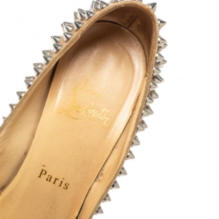 Women's Christian Louboutin Beige Leather Yolanda Spikes Peep Toe Pumps Size 36.5 For Sale