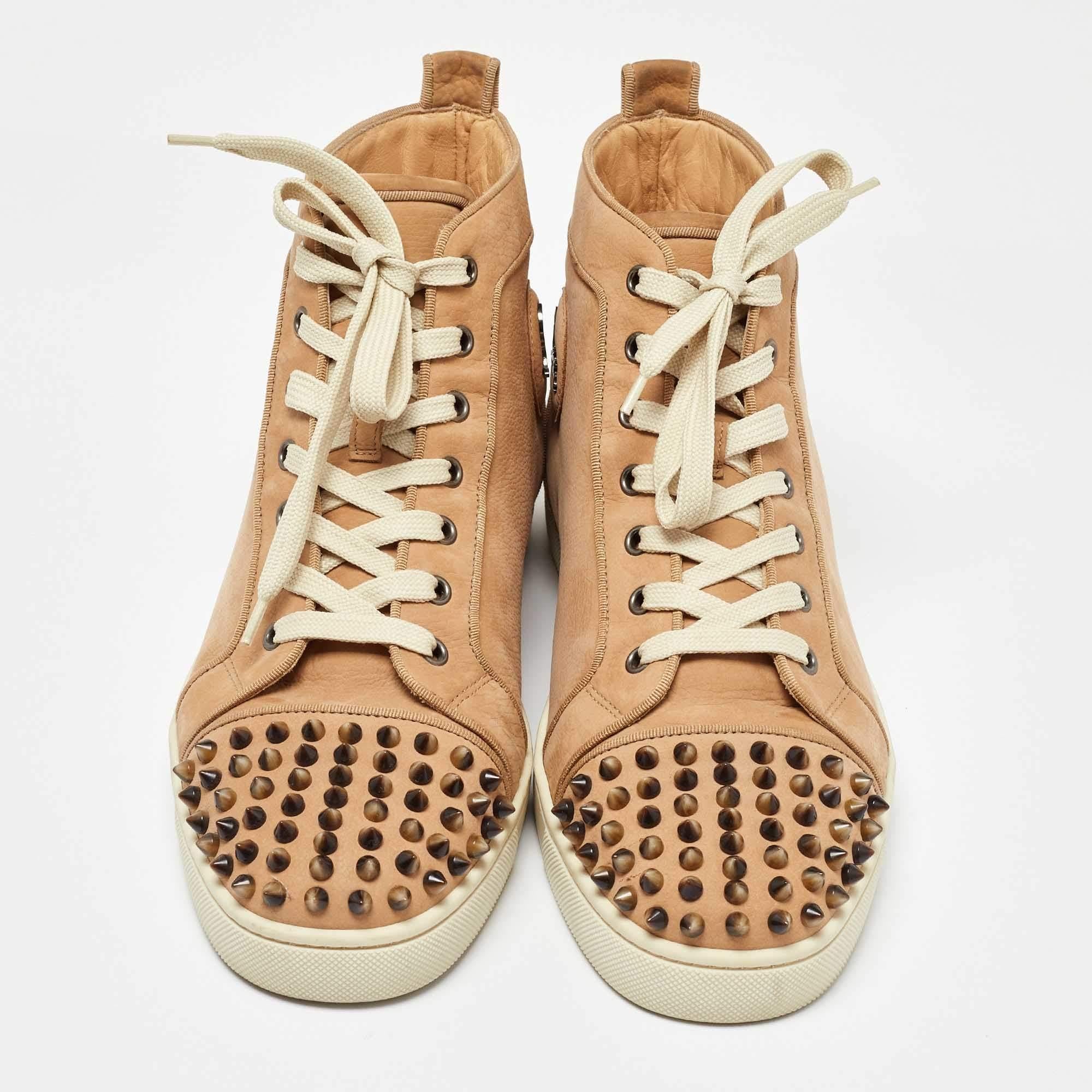 Beige Christian Louboutin Sneakers alte in pelle nabuk beige 43 in vendita