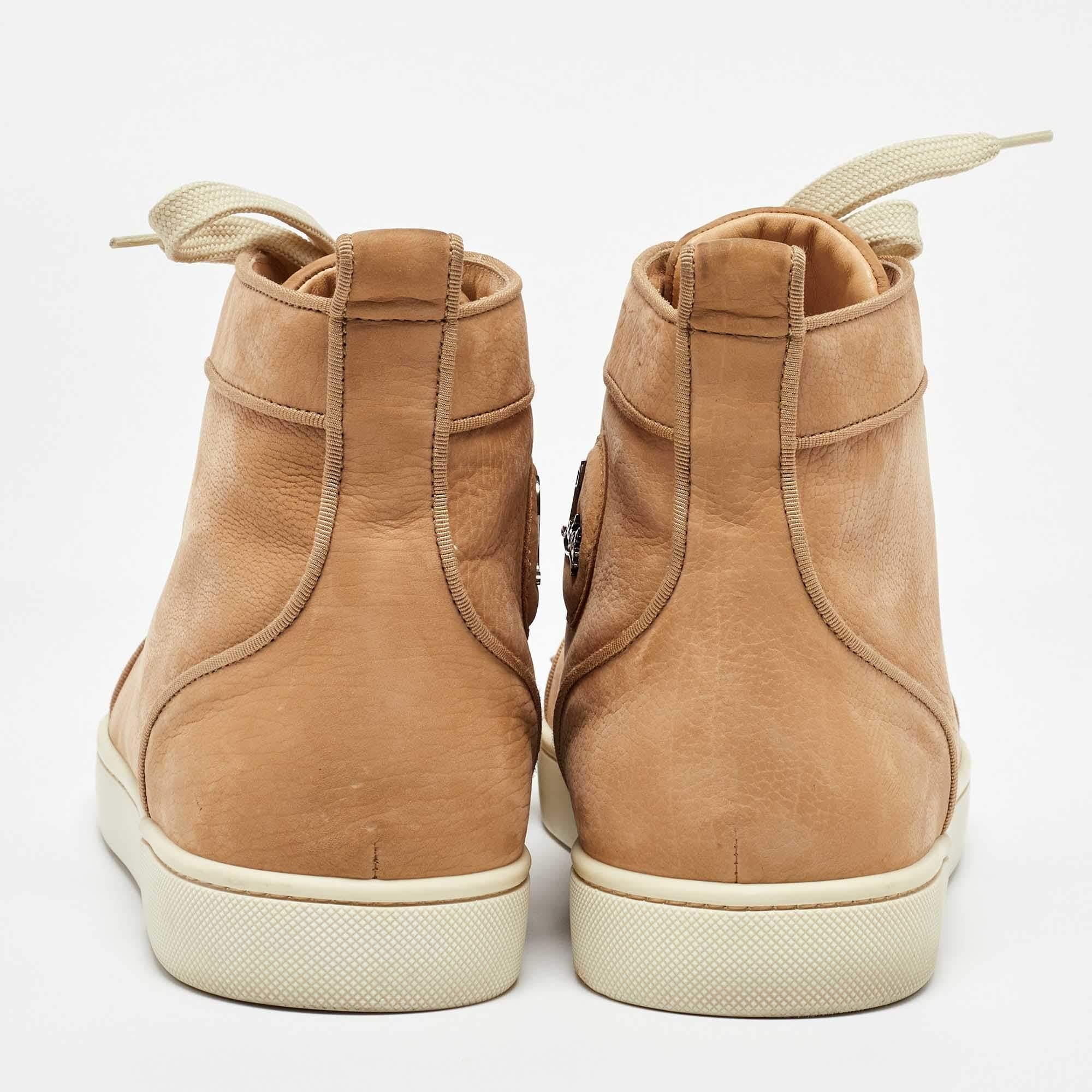 Uomo Christian Louboutin Sneakers alte in pelle nabuk beige 43 in vendita