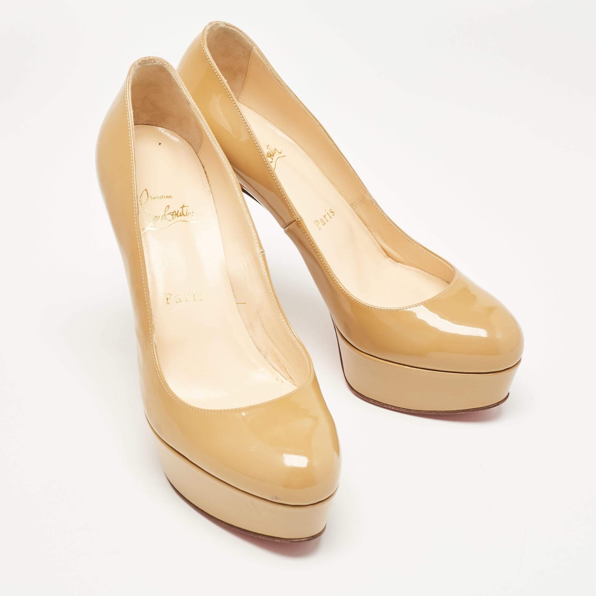 Women's Christian Louboutin Beige Patent Bianca Platform Pumps Size 38 For Sale