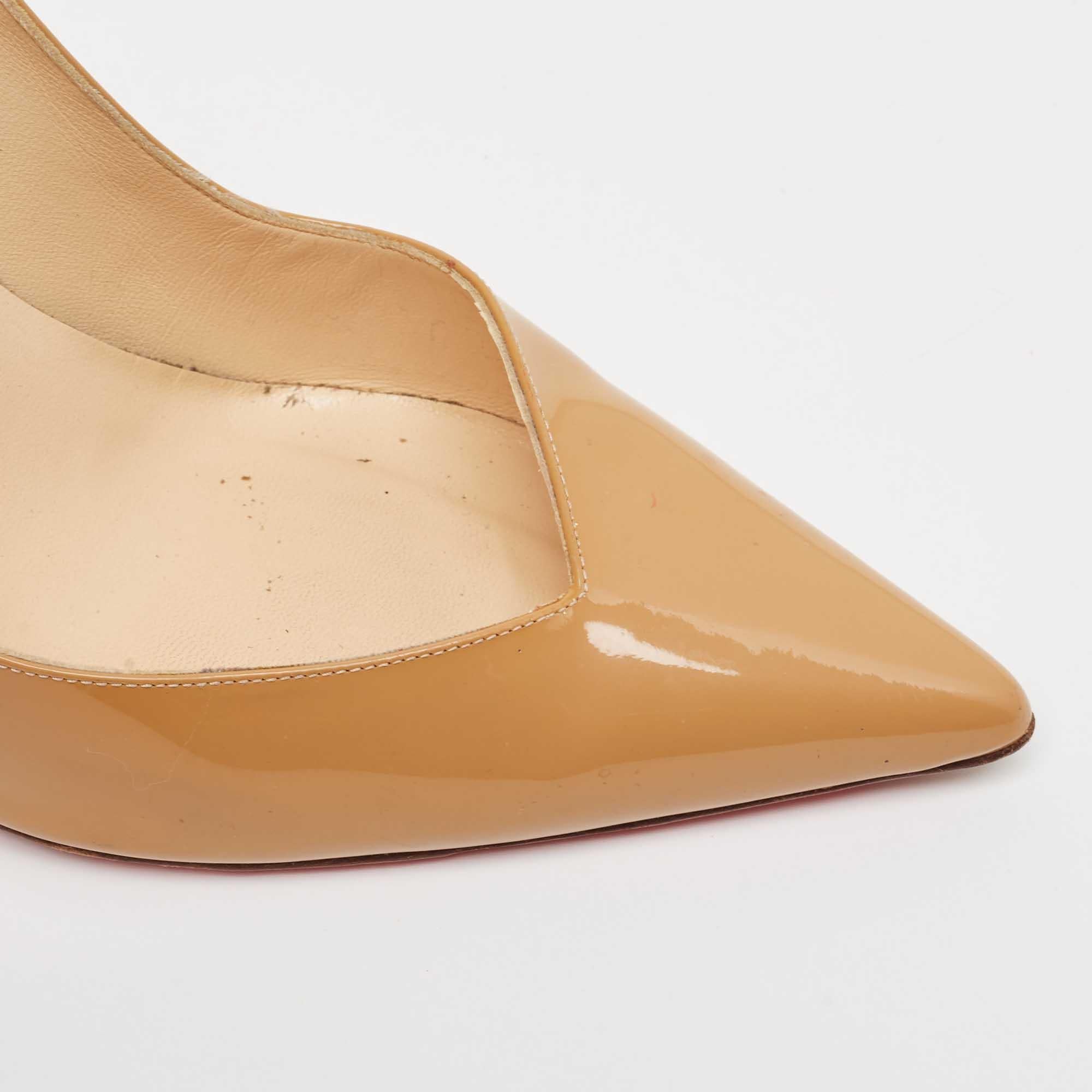 Christian Louboutin Beige Patent Corneille Pumps Taglia 39.5 3