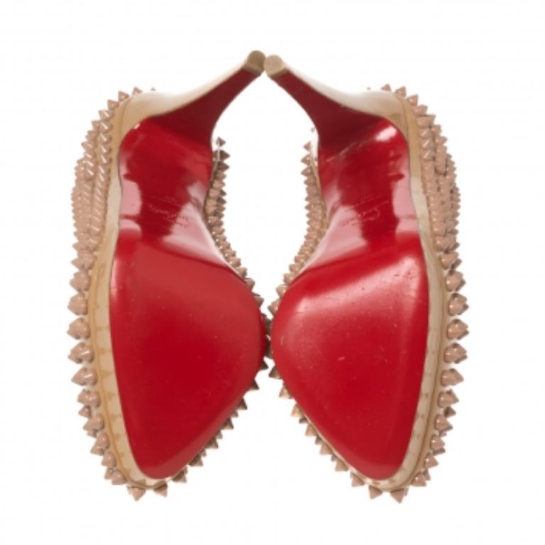 Christian Louboutin Beige Patent Leather Alti Spiked Platform Pumps Size 39 For Sale 1