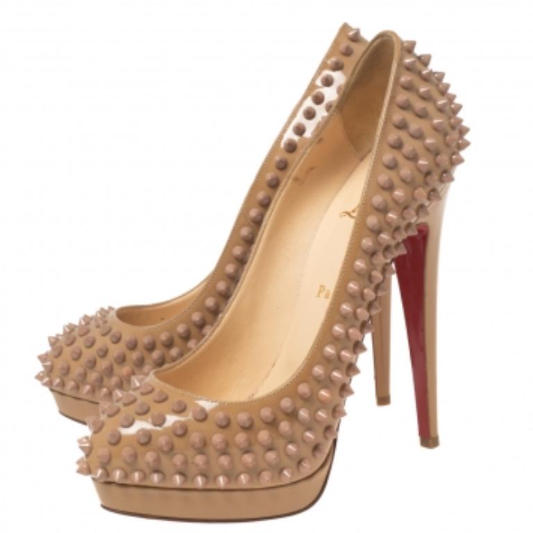 Christian Louboutin Beige Patent Leather Alti Spiked Platform Pumps Size 39 For Sale 3