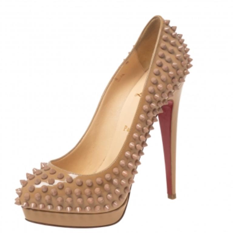 Christian Louboutin Beige Patent Leather Alti Spiked Platform Pumps Size 39 For Sale 4