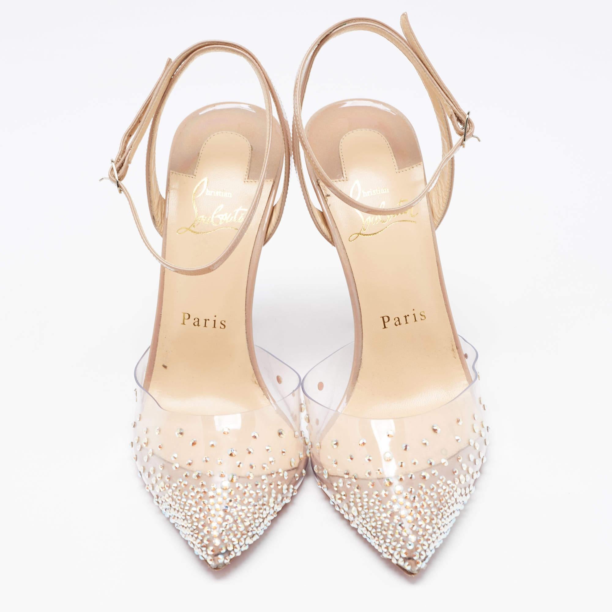 Make a chic style statement with these designer pumps. They showcase sturdy heels and durable soles, perfect for your fashionable outings!

