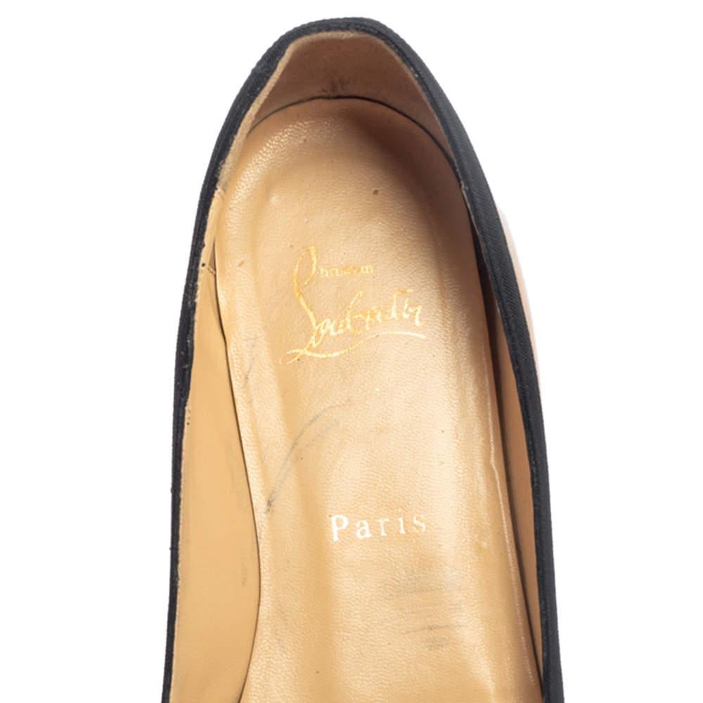Christian Louboutin Bailarinas de charol beige con lazo Balinodono talla 38 en venta 2