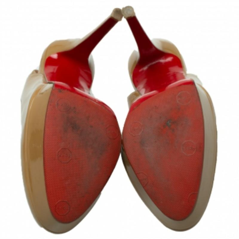 Women's Christian Louboutin Beige Patent Leather Bianca Slingback Sandals Size 38 For Sale
