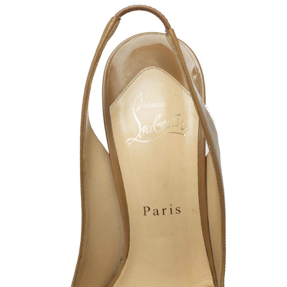 Christian Louboutin Beige Patent Leather Bianca Slingback Sandals Size 38 In Fair Condition For Sale In Dubai, Al Qouz 2