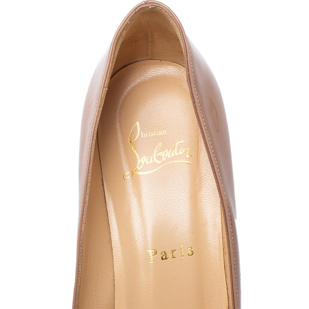 Women's Christian Louboutin Beige Patent Leather Cadrilla Block Heel Pumps Size 39.5