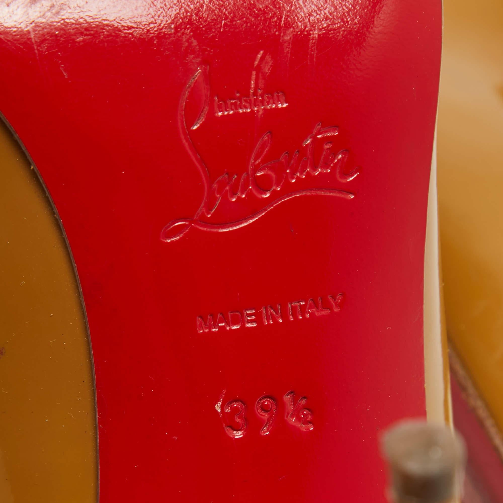 Christian Louboutin Pumps Fifi in pelle verniciata beige misura 39.5 in vendita 4