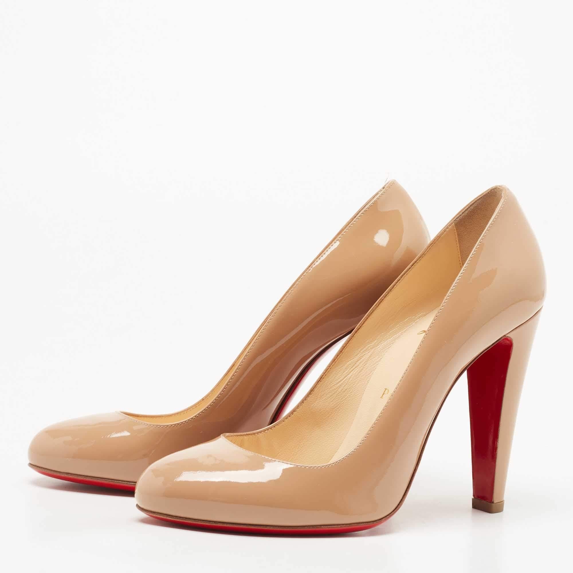 Women's Christian Louboutin Beige Patent Leather FiFifa Round Toe Pumps Size 39