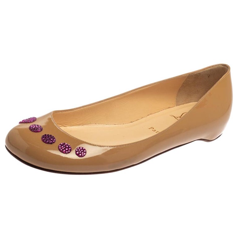 Christian Louboutin Beige Patent Leather Kawai Ballet Flats Size 38.5 For  Sale at 1stDibs