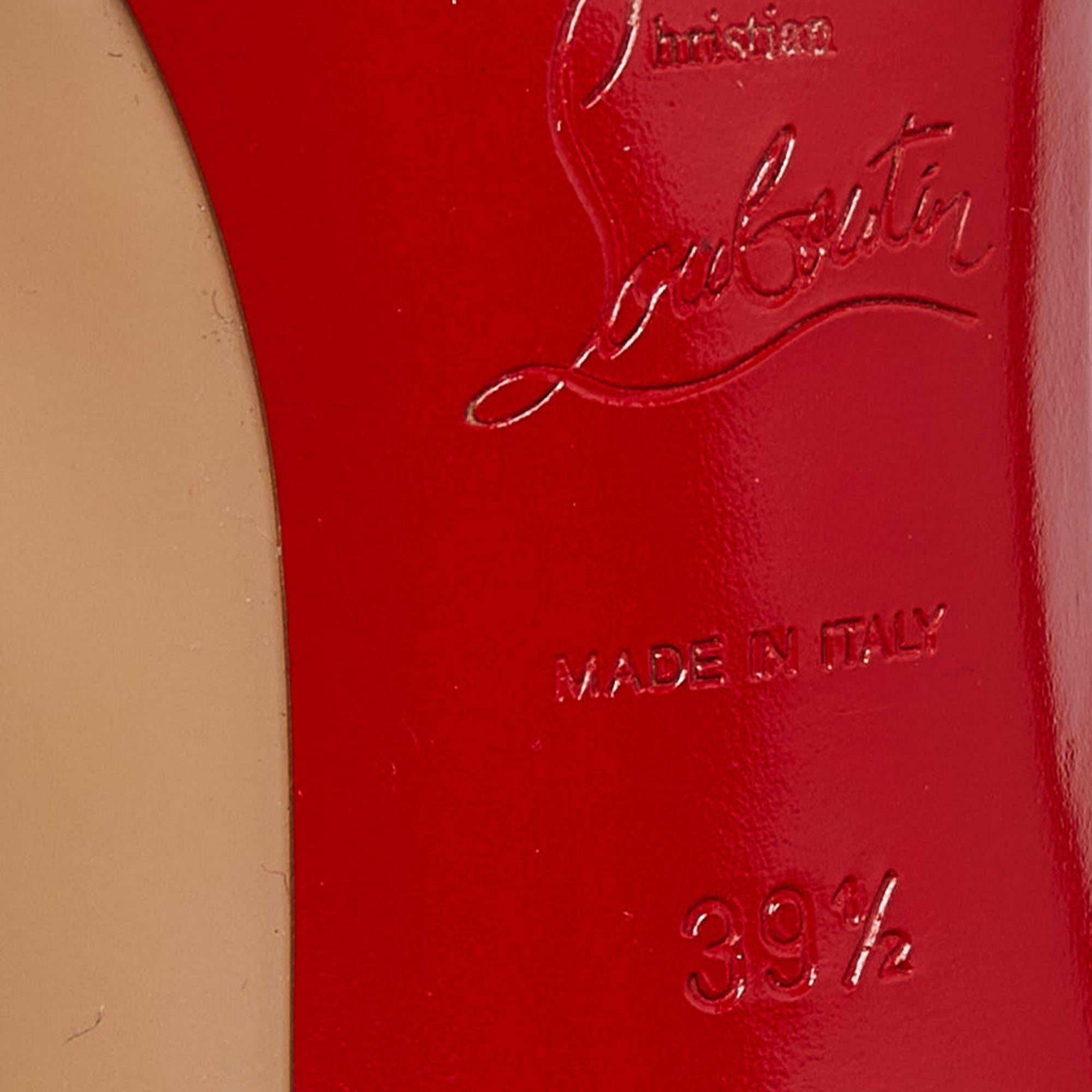 Christian Louboutin Escarpins à plateforme simples beiges, neuves, taille 39,5 en vente 4