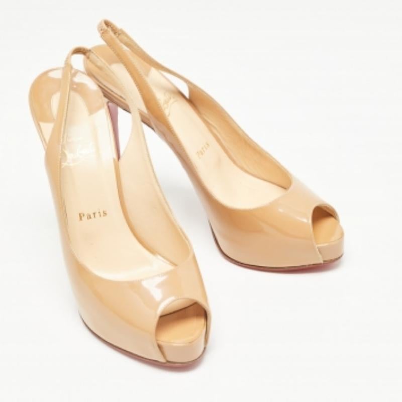 Christian Louboutin Bombas de charol beige Número privado Slingback Tamaño 40 en venta 1