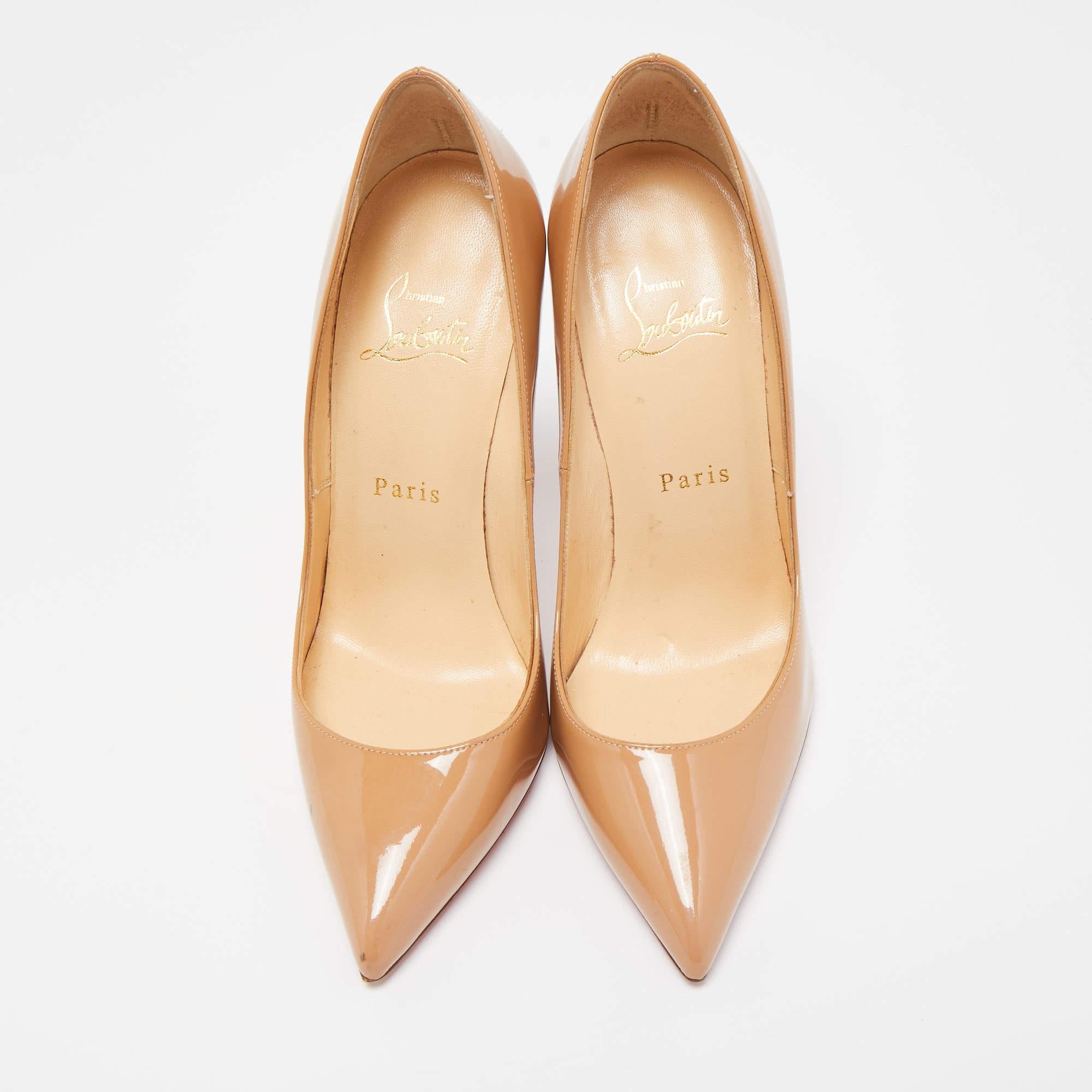 Women's Christian Louboutin Beige Patent Leather So Kate Pointed Toe Pumps Size 37.5 For Sale
