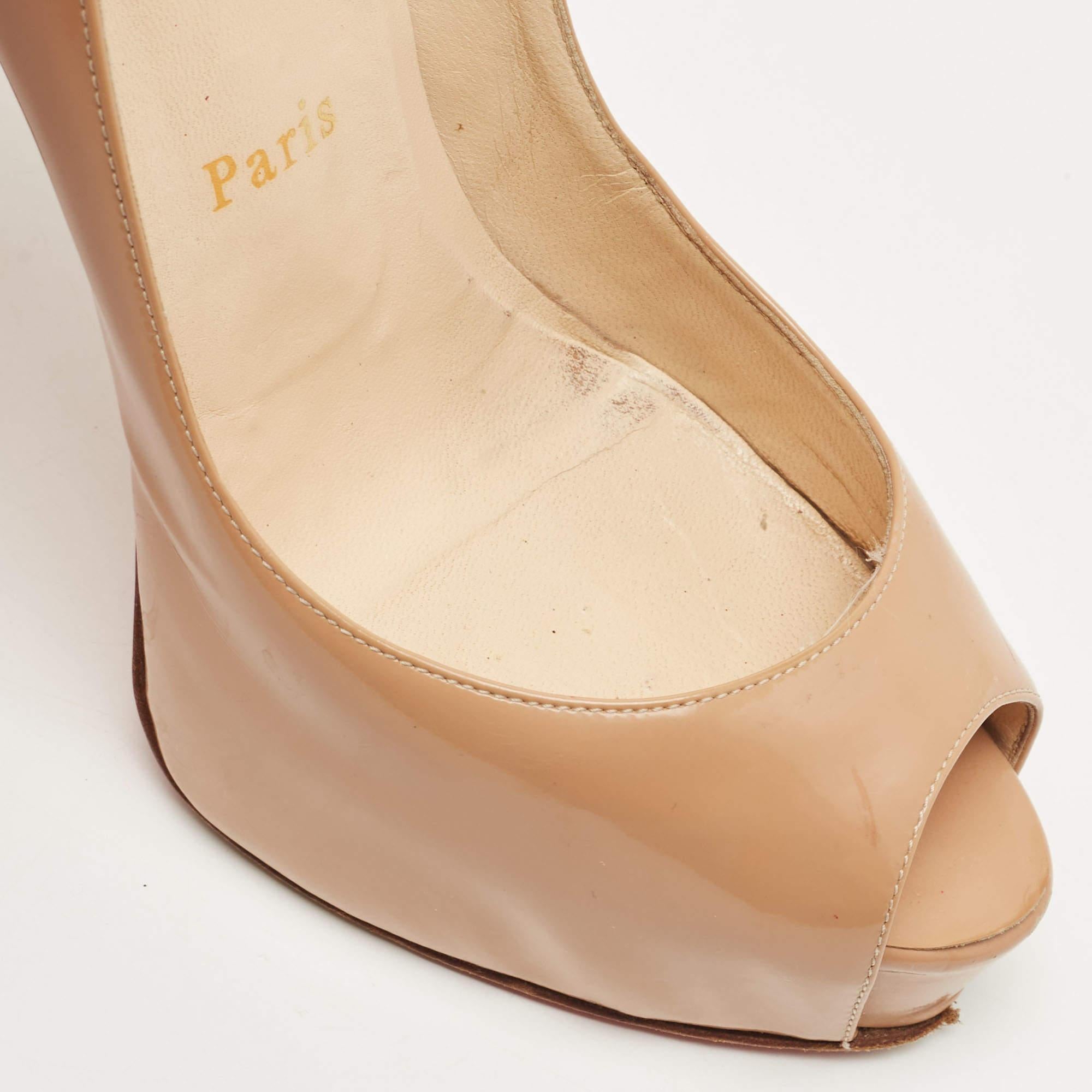 Christian Louboutin Beige Patent Leather Very Prive Peep Toe Platform Pumps Size For Sale 2