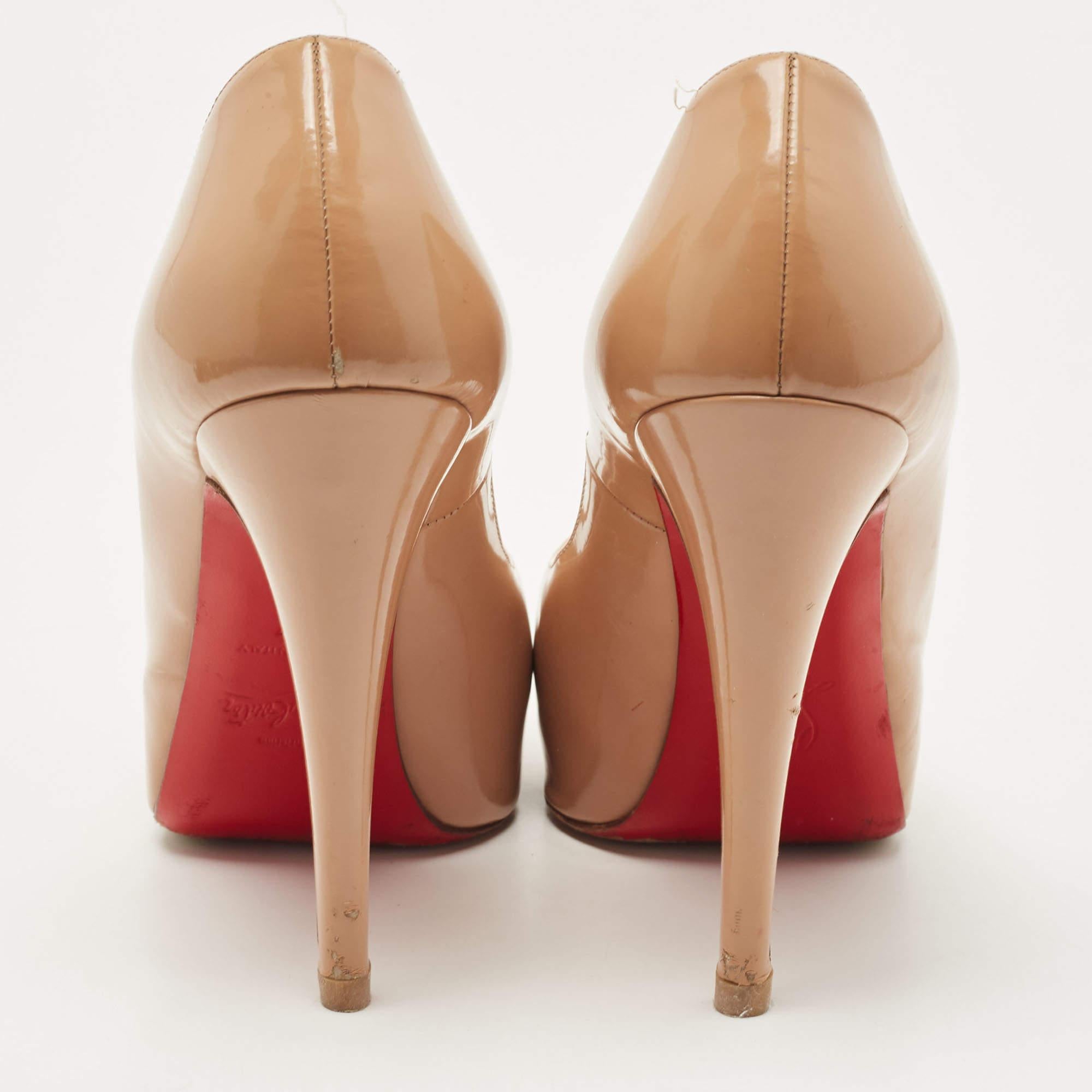 Christian Louboutin Beige Patent Leather Very Prive Peep Toe Platform Pumps Size For Sale 3