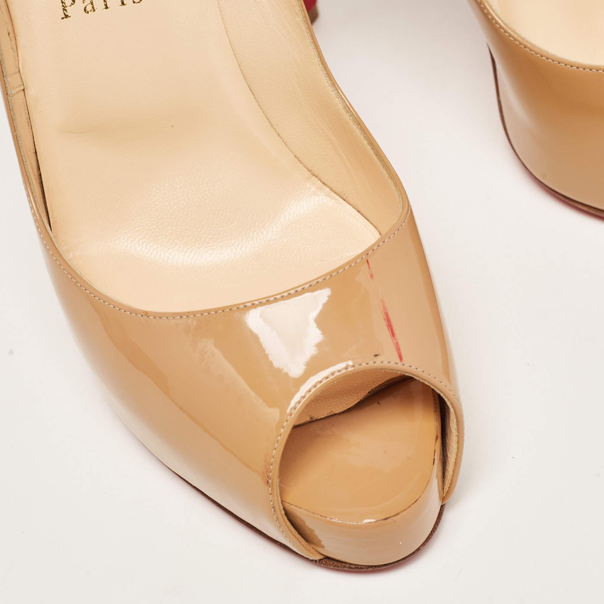 Christian Louboutin Beige Patent Leather Very Prive Pumps Size 41 For Sale 3