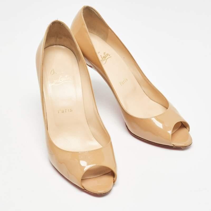 Women's Christian Louboutin Beige Patent Leather You You Pumps Size 38.5