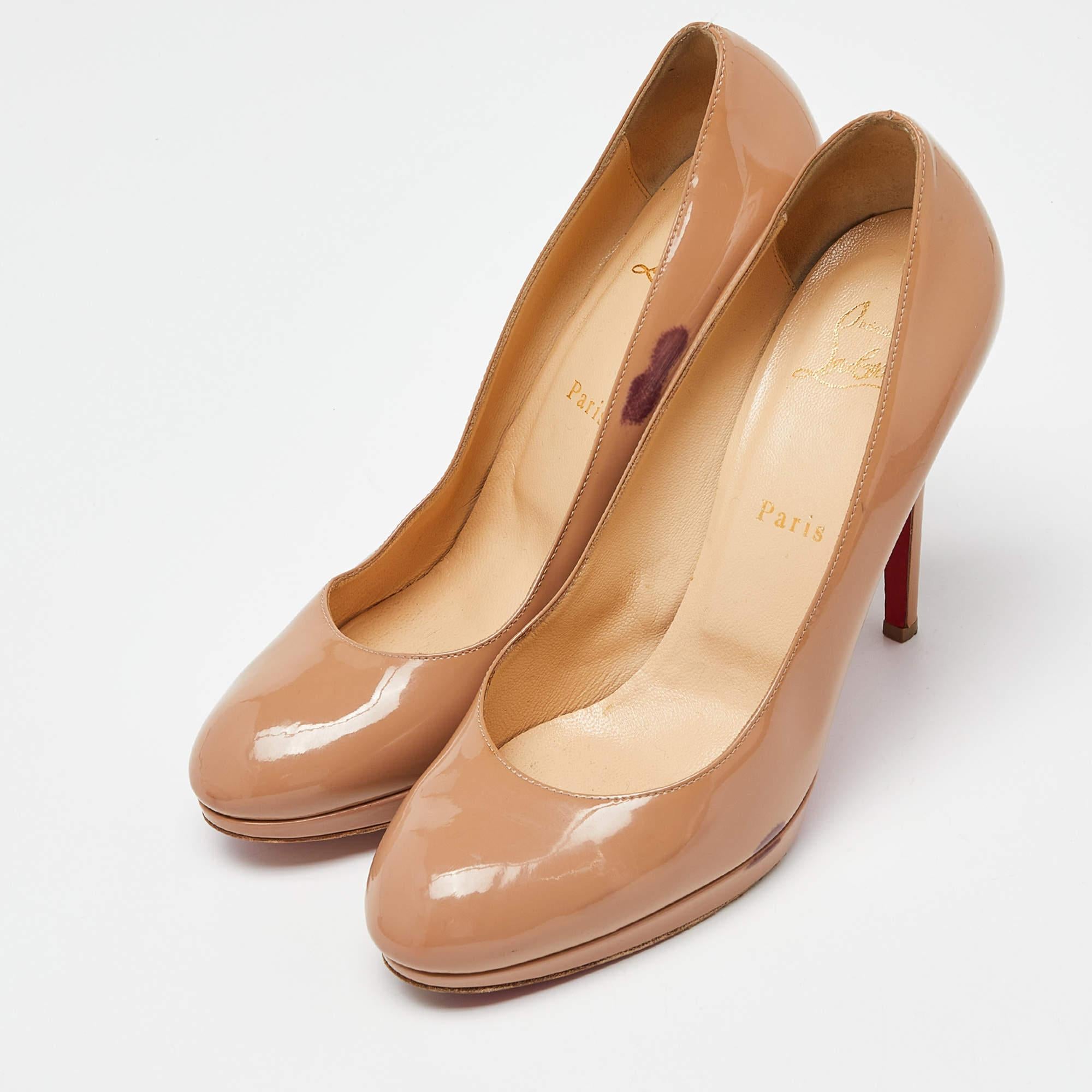 Make a chic style statement with these designer pumps. They showcase sturdy heels and durable soles, perfect for your fashionable outings!