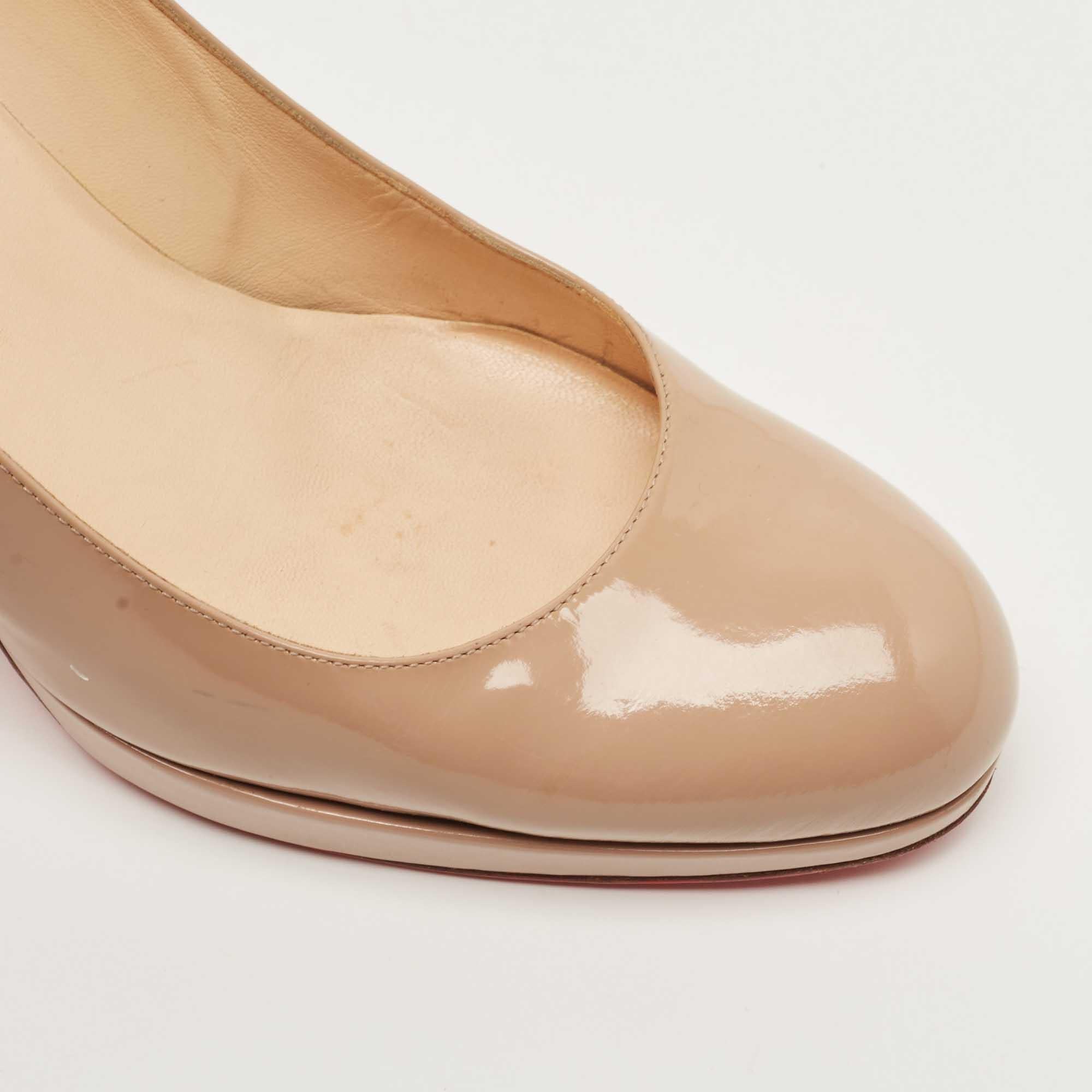Christian Louboutin Beige Patent New Simple Pumps Size 40 For Sale 2
