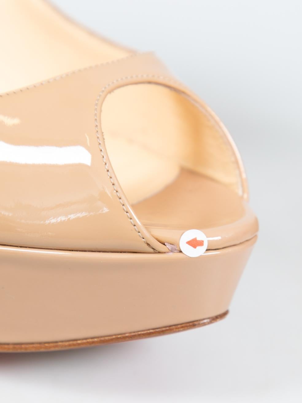 Christian Louboutin Beige Patent Peep Toe Bana Heels Size IT 42 2