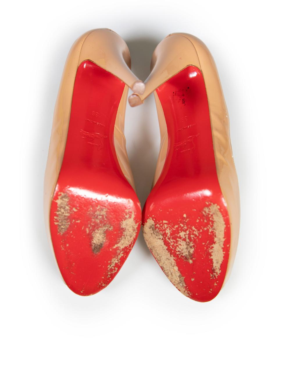 Women's Christian Louboutin Beige Patent Peep Toe Heels Size IT 39 For Sale