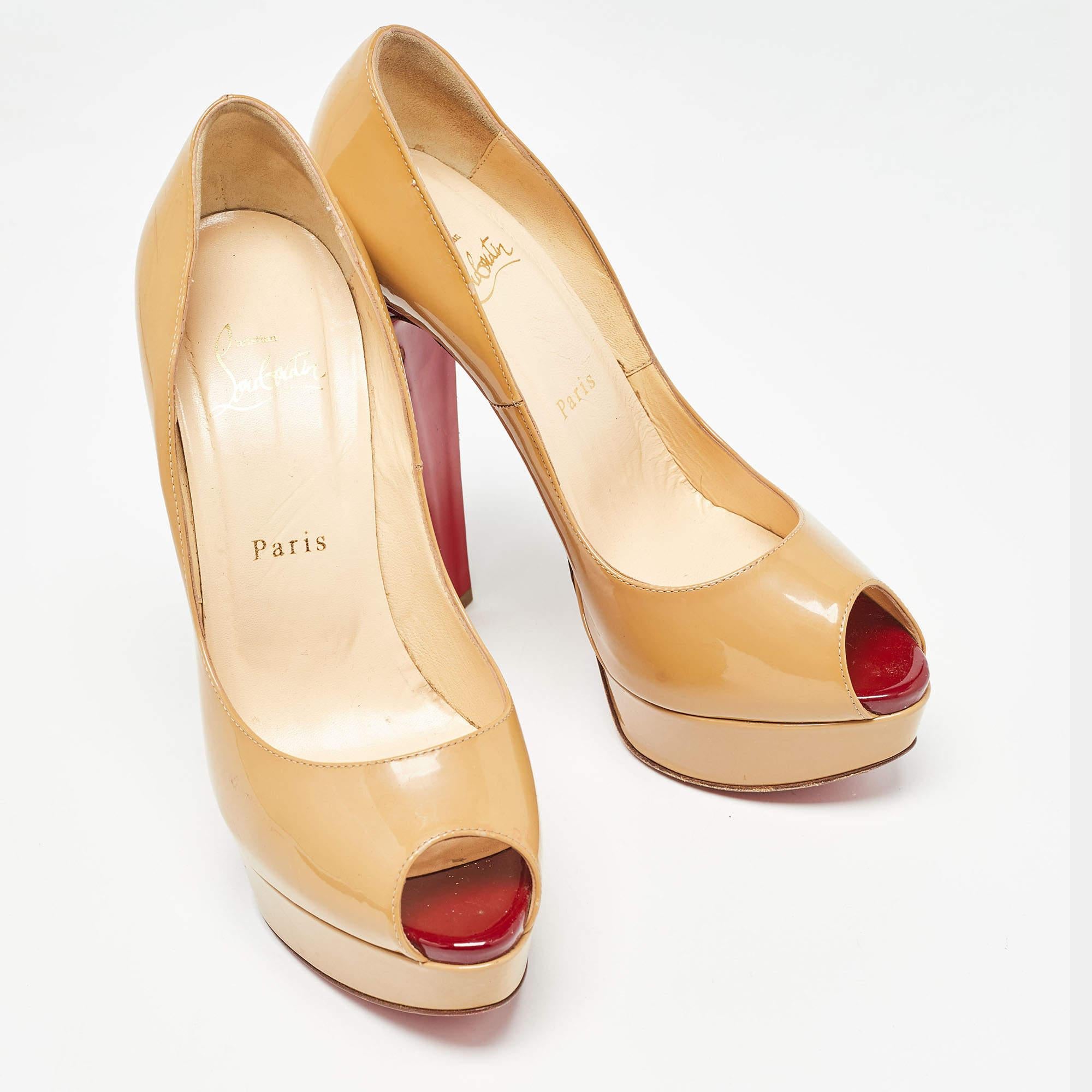 Women's Christian Louboutin Beige Patent Taclou Pumps Size 38 For Sale