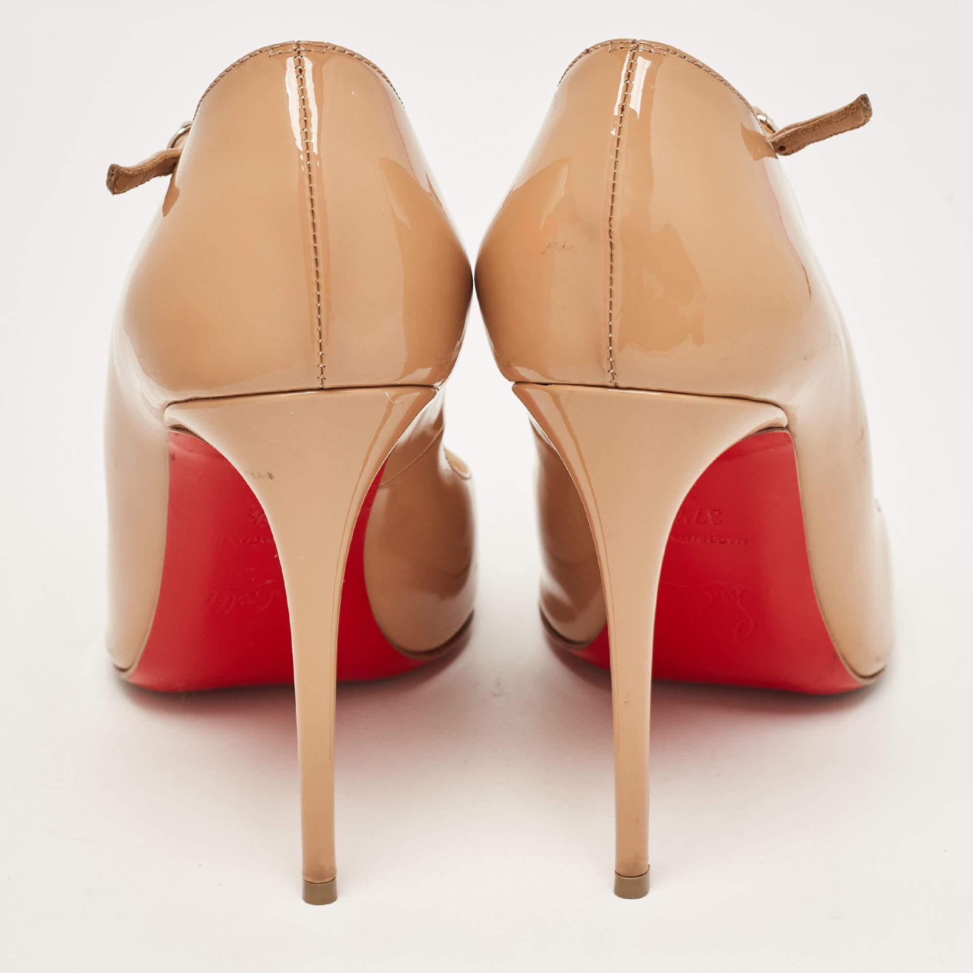 Christian Louboutin Beige Patent TPoppins Pumps Size 37.5 For Sale 4