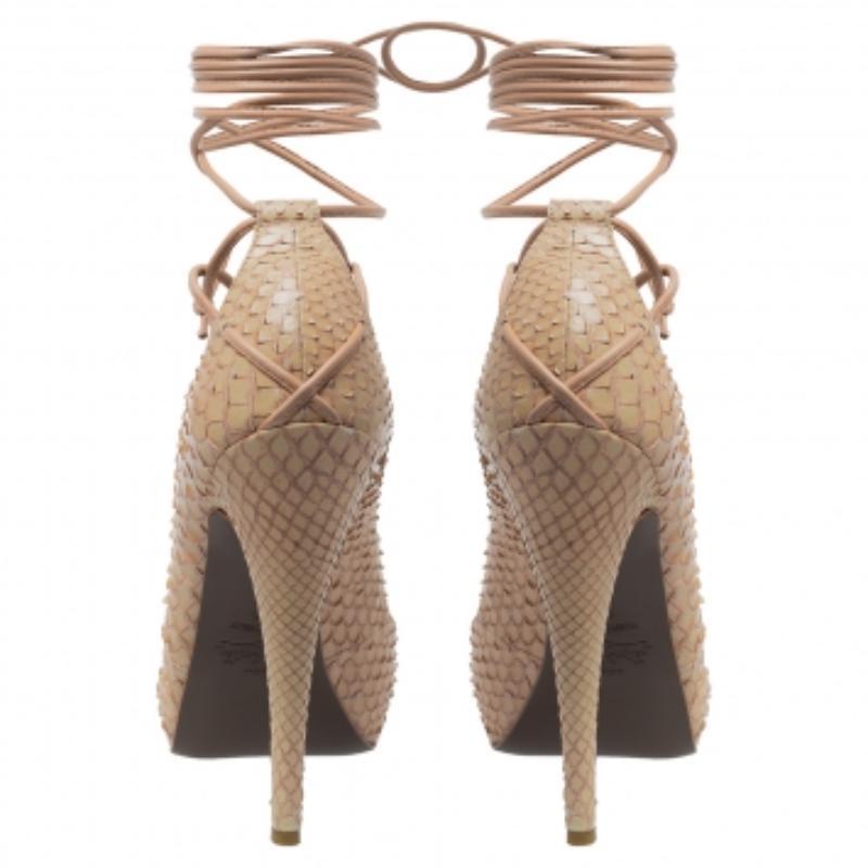Christian Louboutin Beige Python Bloody Mary Pumps Size 39 For Sale 2