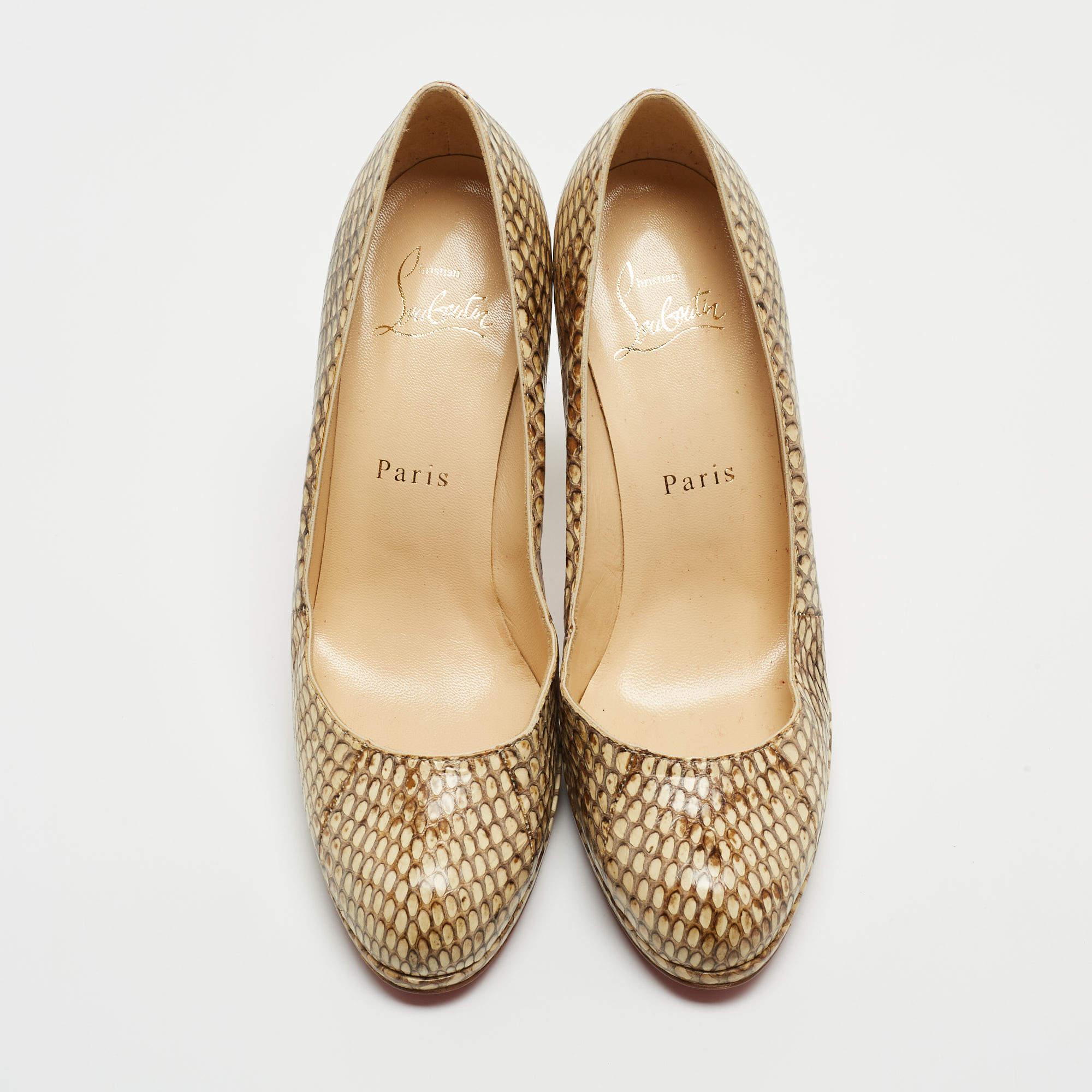Women's Christian Louboutin Beige Python Leather New Simple Round Toe Pumps Size 36.5 For Sale