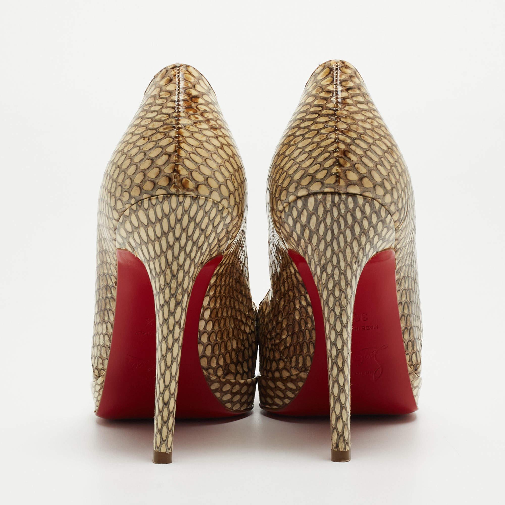 Christian Louboutin Beige Python Leather New Simple Round Toe Pumps Size 36.5 For Sale 2