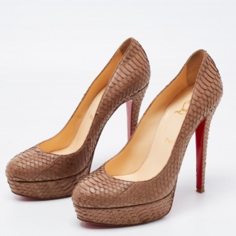 Estos zapatos de diseño atemporal están pensados para durarte temporada tras temporada. Tienen un ajuste cómodo y un acabado de alta calidad.