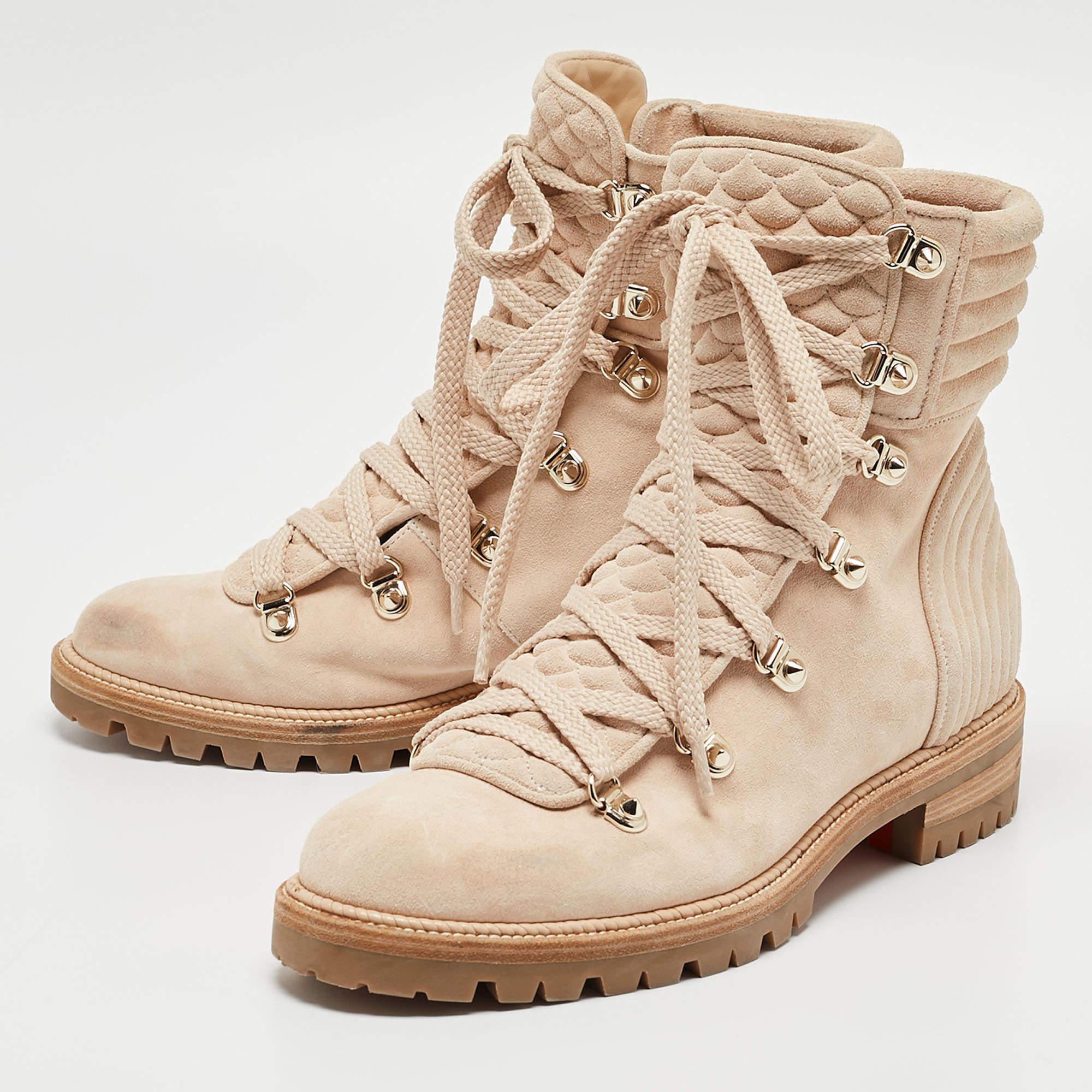 Christian Louboutin Beige Quilted Suede Mad Combat Boots Size 39 For Sale 2
