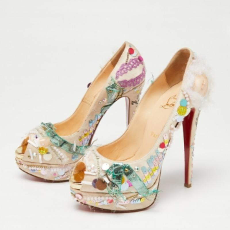 Christian Louboutin Beige Satin 'Make Up Trash' Lady Peep-Toe Pumps Size 38 For Sale 5