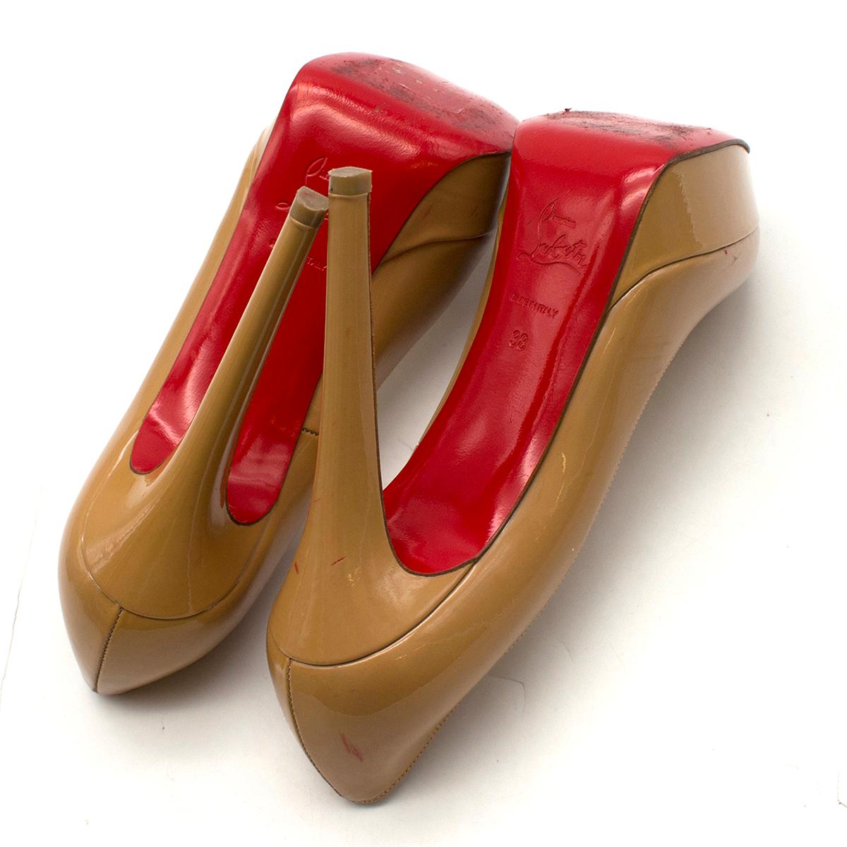 Christian Louboutin Bianca Tan Platform Pumps 38 In Excellent Condition In London, GB