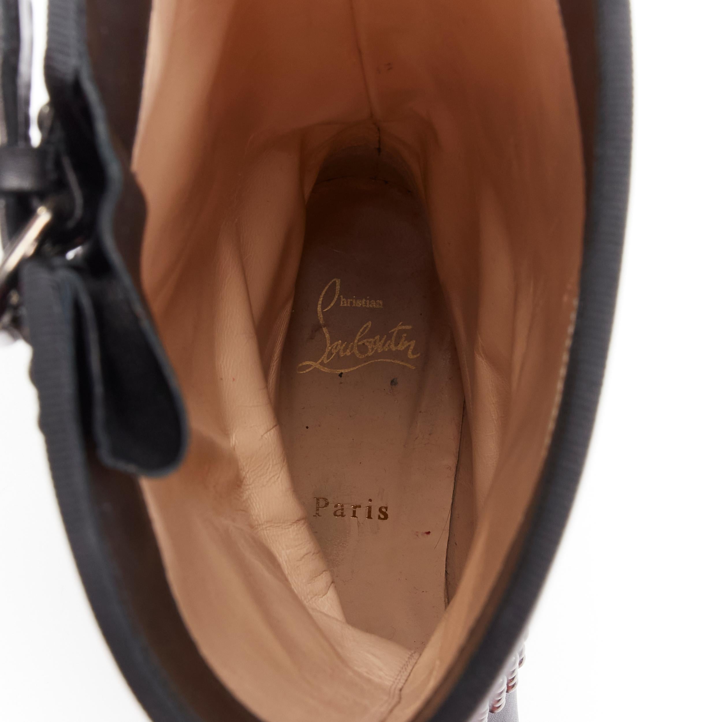CHRISTIAN LOUBOUTIN Bicloubutu bottes compensées noires à boucle cloutée pointure d'araignée EU37,5 en vente 5