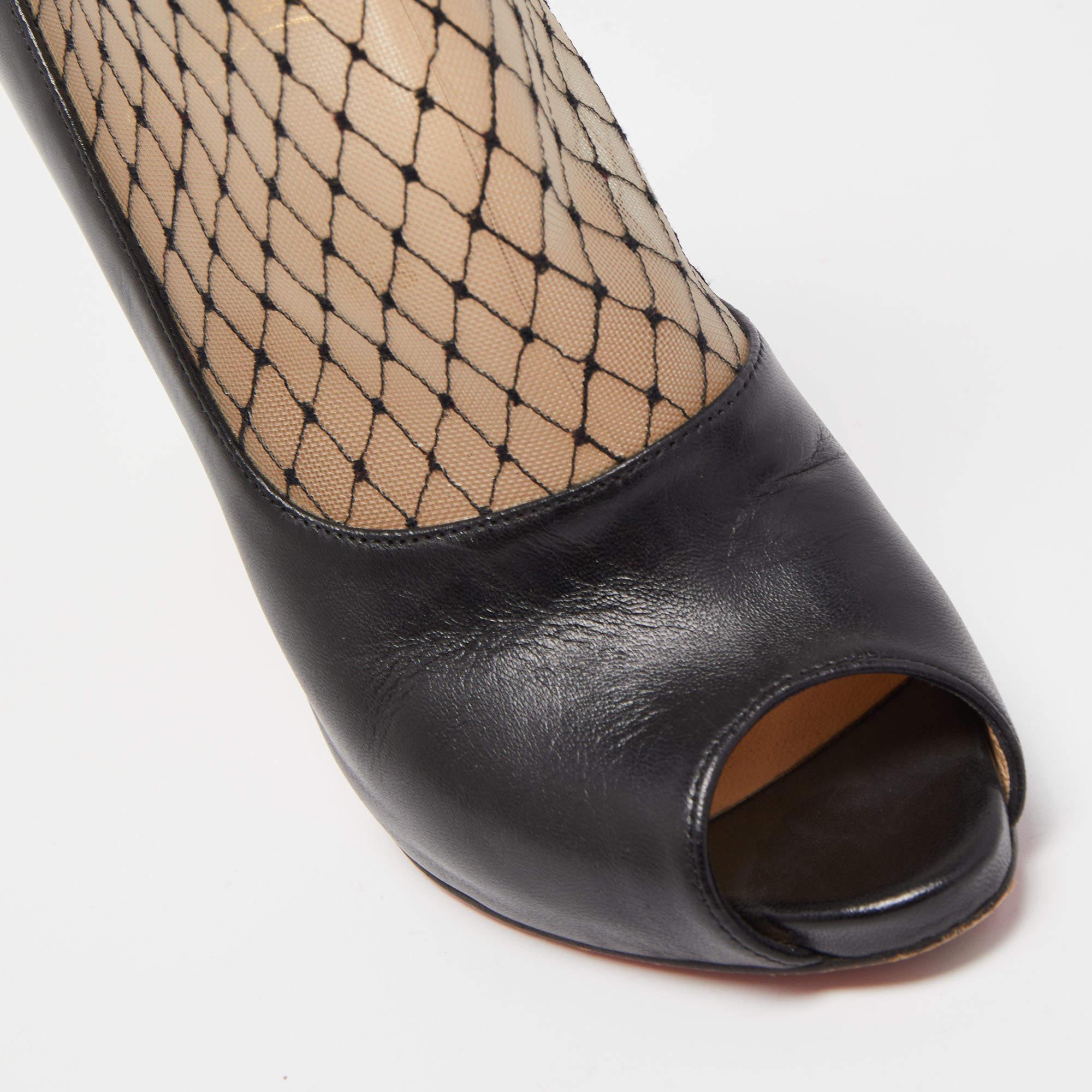 Christian Louboutin Black/Beige Mesh and Leather Ankle Boots In Good Condition In Dubai, Al Qouz 2