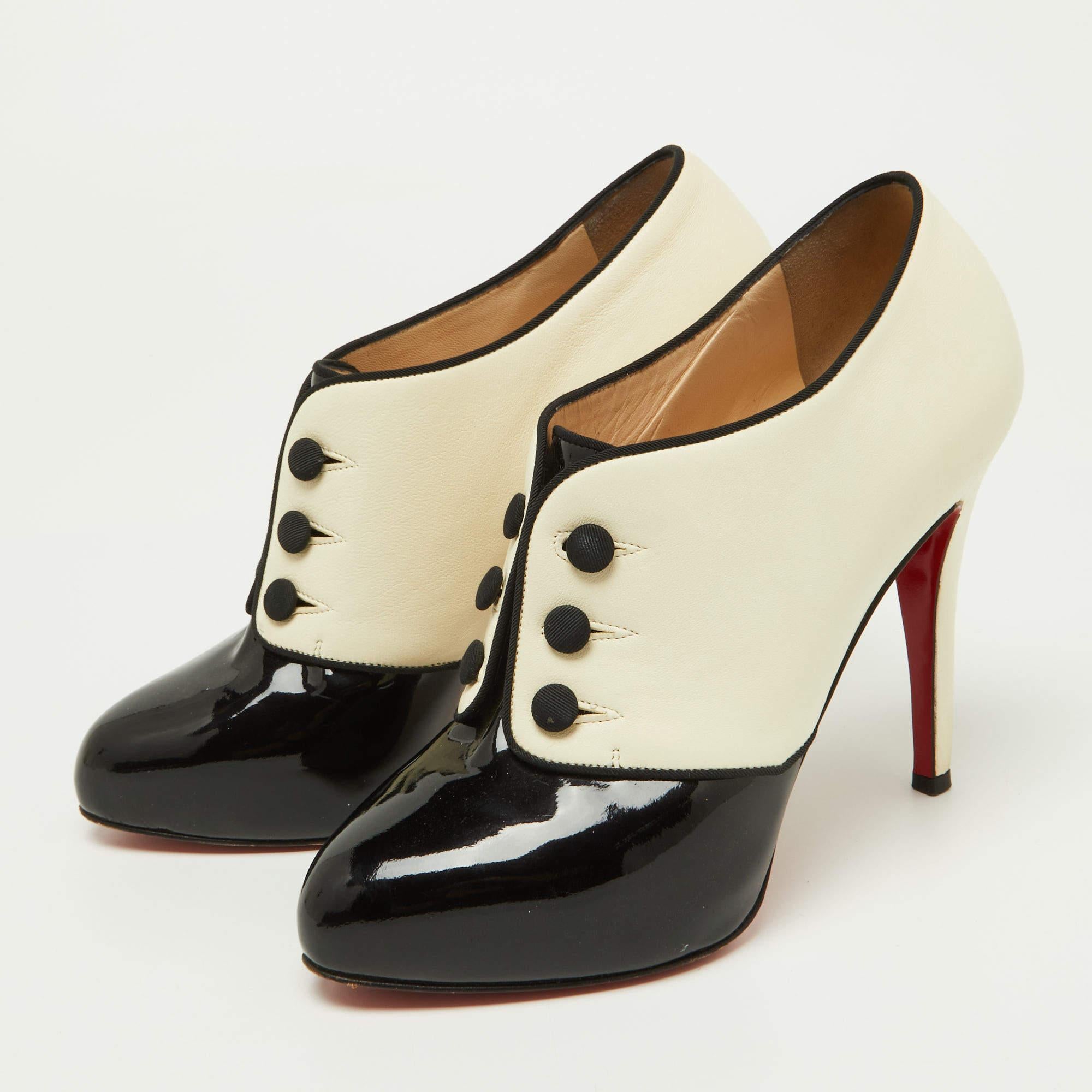 Enjoy the most fashionable days with these stylish booties. Modern in design and craftsmanship, they are fashioned to keep you comfortable and chic!