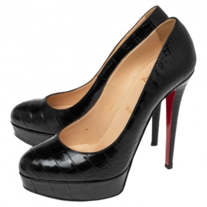  Christian Louboutin Escarpins à Plateforme Bianca en Cuir Crocodile Noir Taille 39.5 Pour femmes 
