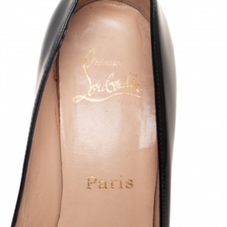 Christian Louboutin escarpins simples noirs/vernis brillants neufs, taille 37,5 Pour femmes en vente