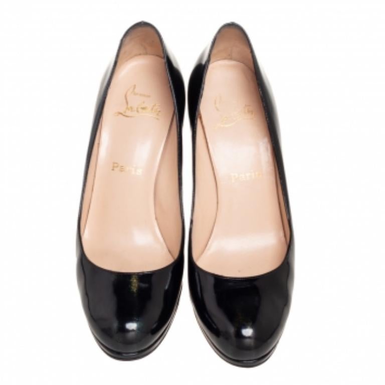 Christian Louboutin escarpins simples noirs/vernis brillants neufs, taille 37,5 en vente 1