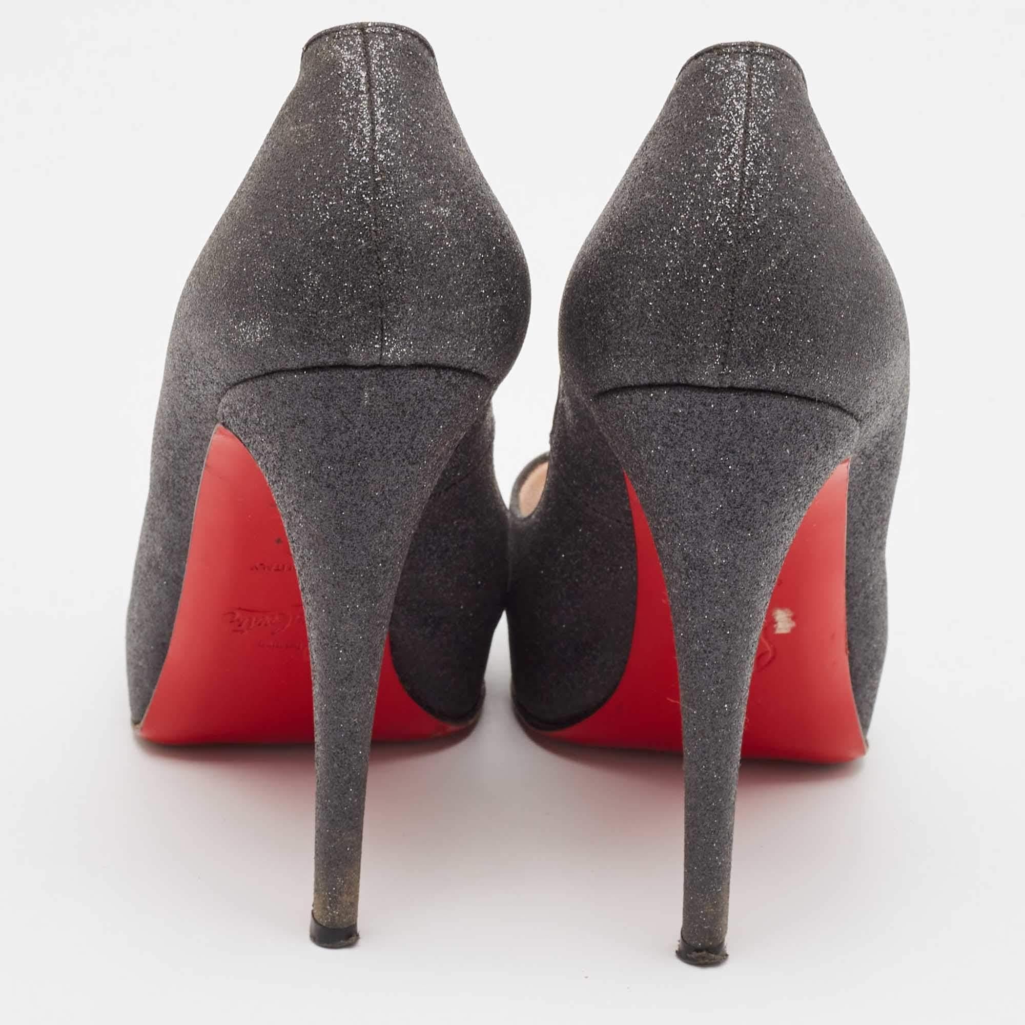 Christian Louboutin Escarpins très prisés noirs pailletés taille 40 Pour femmes en vente