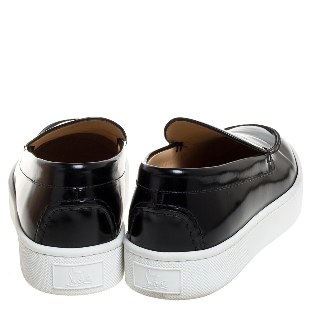 Christian Louboutin Black Glossy Leather Paqueboat Slip On Sneakers Size 45 In Good Condition In Dubai, Al Qouz 2