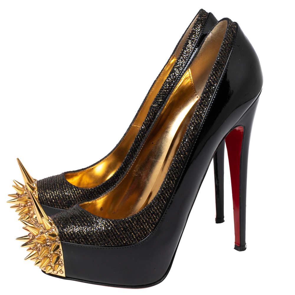 Christian Louboutin Black/Gold Lurex Fabric Asteroid Spike Pumps Size 39.5 In Good Condition For Sale In Dubai, Al Qouz 2