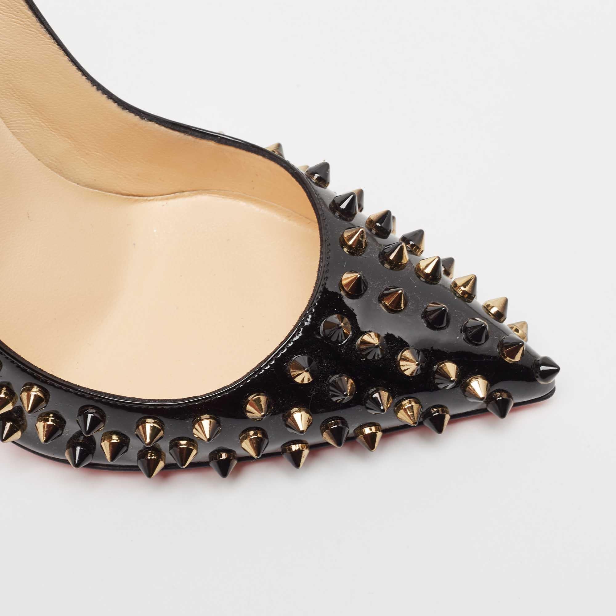 Women's Christian Louboutin Black/Gold Patent Leather Pigalle Spikes Pumps Size 38.5 For Sale