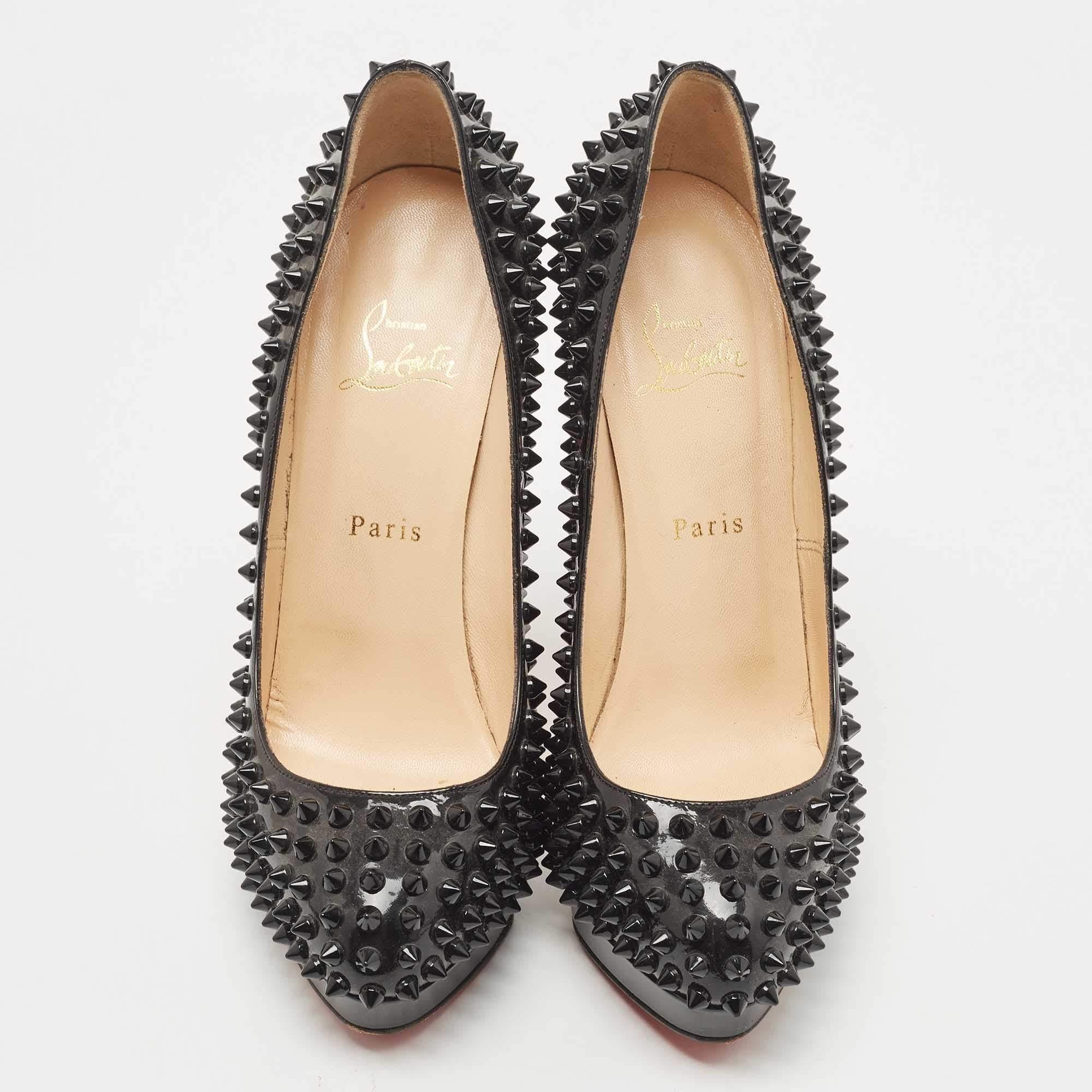 Wonderfully-crafted shoes added with notable elements to fit well and pair perfectly with all your plans. Make these Christian Louboutin spike pumps yours today!

