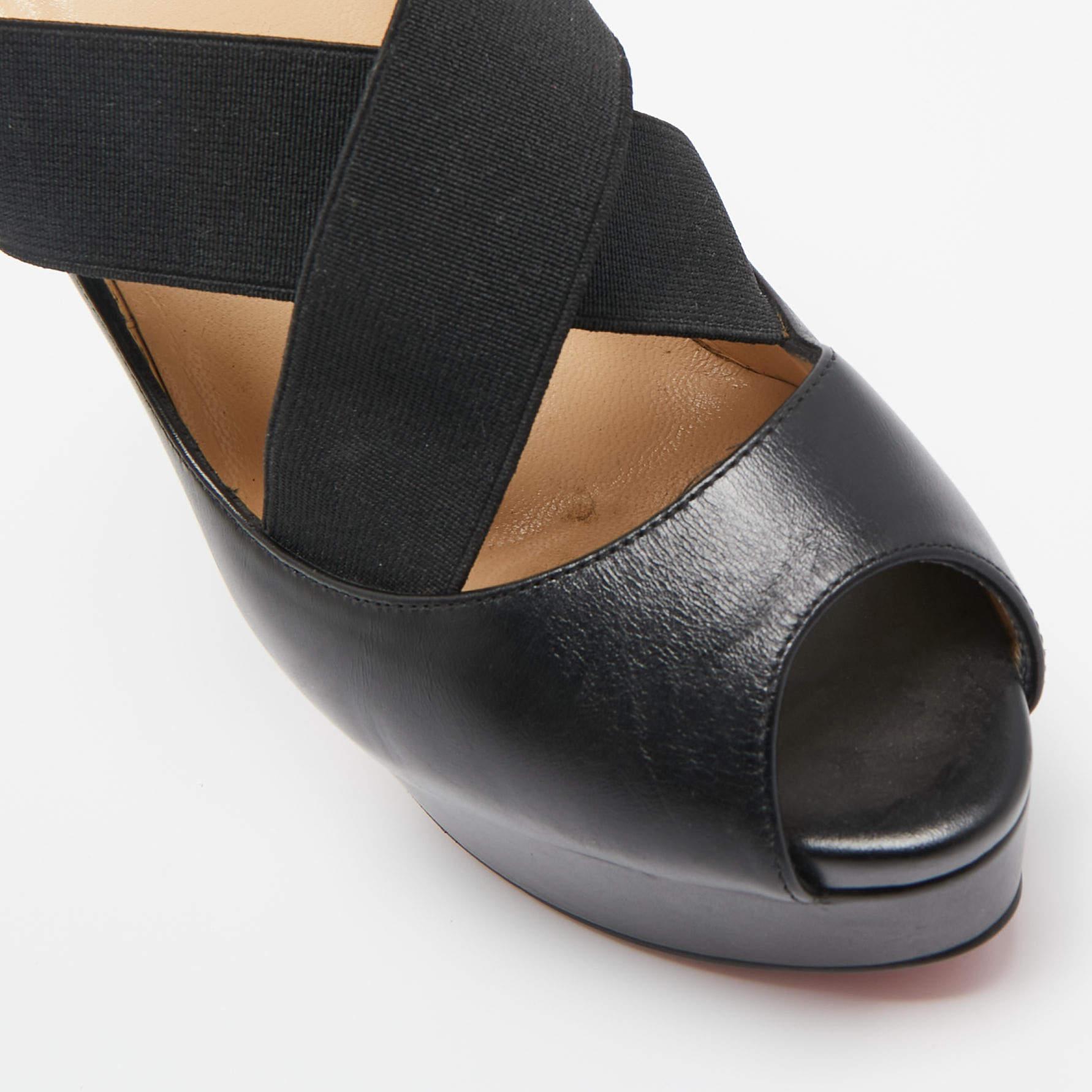  Christian Louboutin - Bracelet croisé en cuir noir et élastique  Escarpins taille 38,5 Pour femmes 